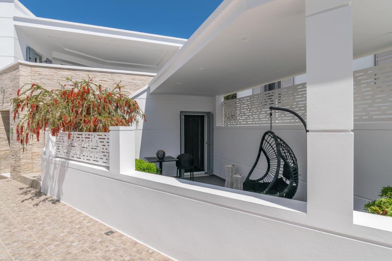 Margaret'S Unique Apartment Peran Triovasalos Exterior foto
